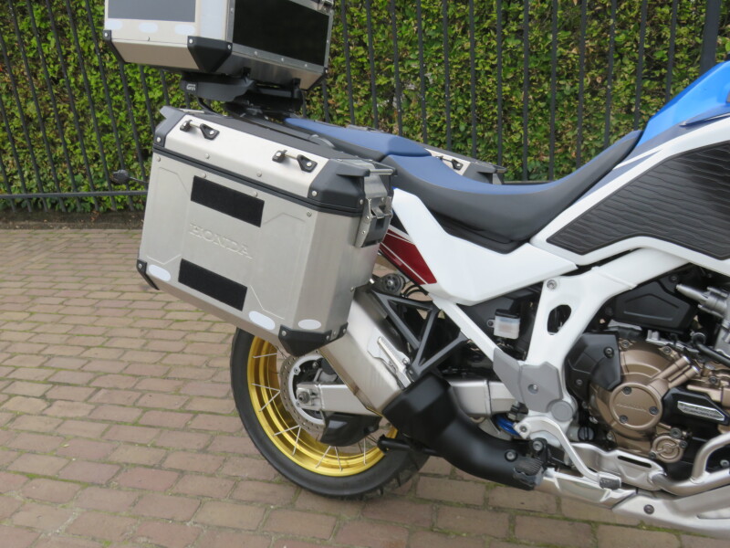 Africa twin 1100 dct