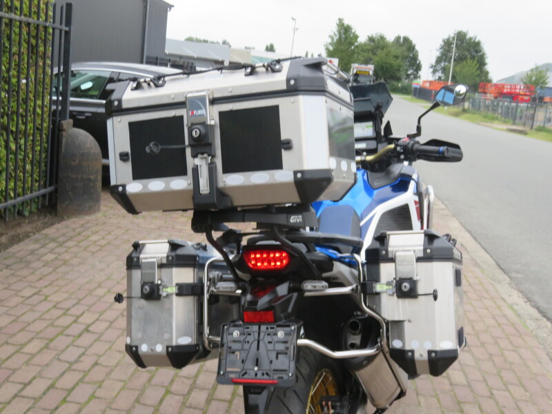 Africa twin 1100 dct