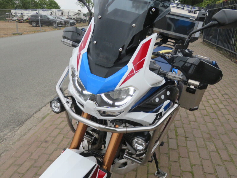 Africa twin 1100 dct