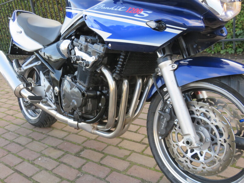 Bandit 1200 S