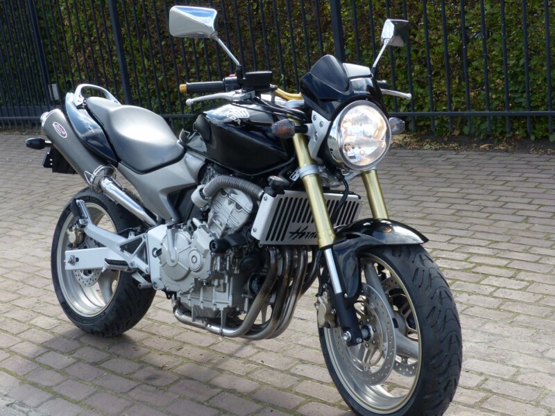 CB 600 Hornet 