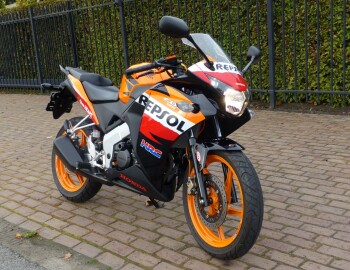 CBR 125 Repsol