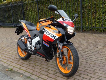 CBR 125 Repsol