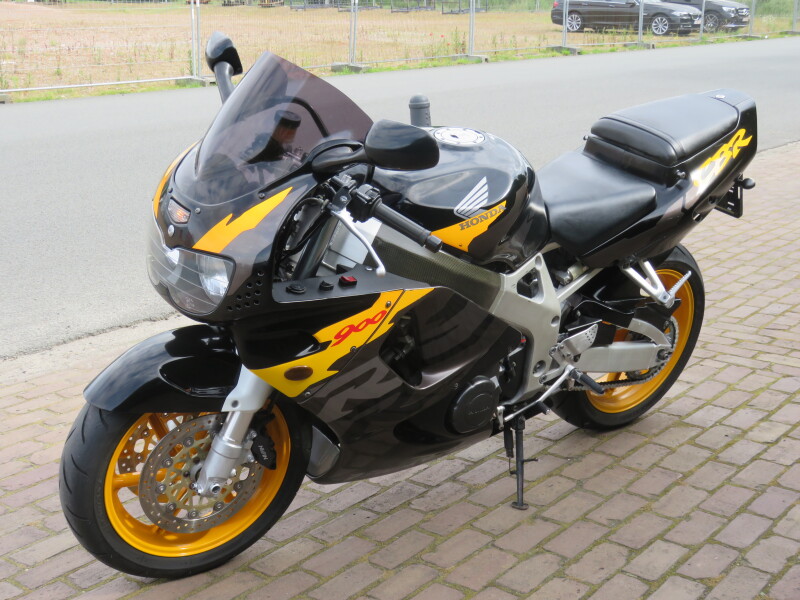 CBR 900 fireblade 