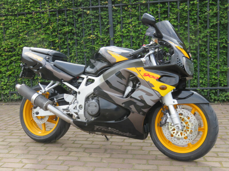 CBR 900 fireblade 