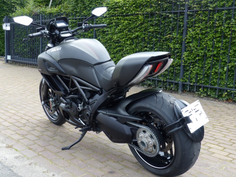 Diavel 1200 Carbon