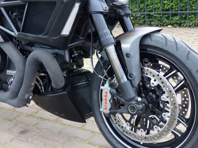 Diavel 1200 Carbon