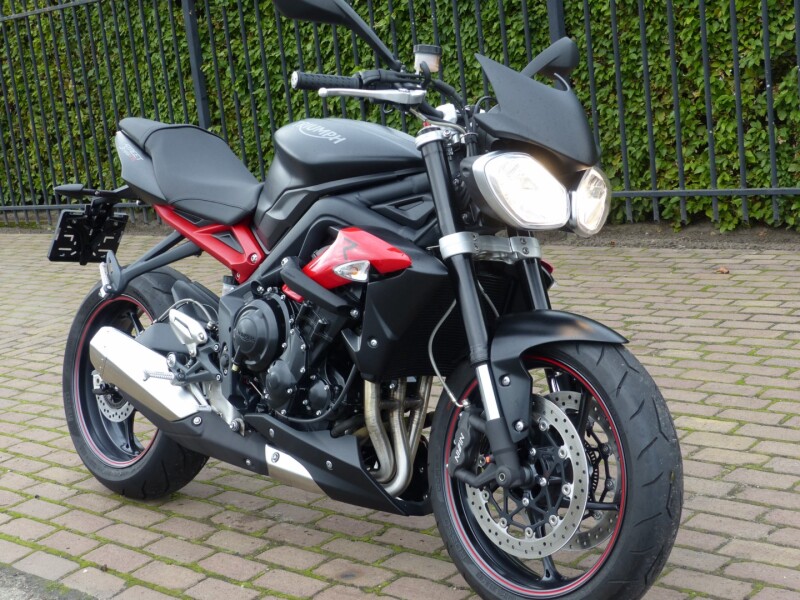 Street Triple 675 R 