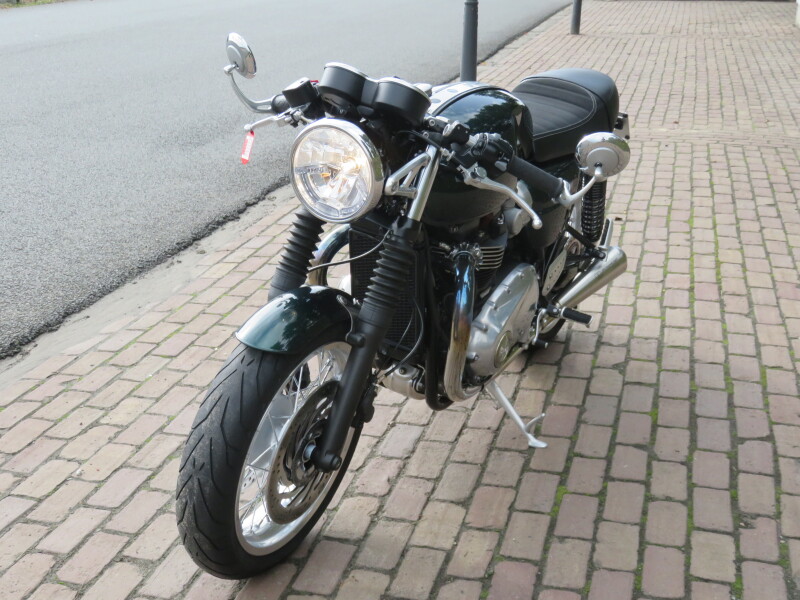 Thruxton 1200