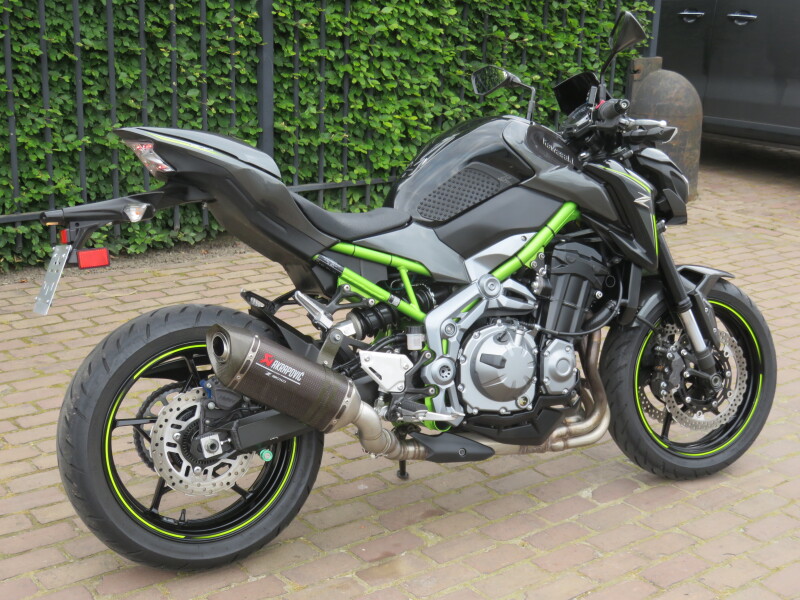 Z 900