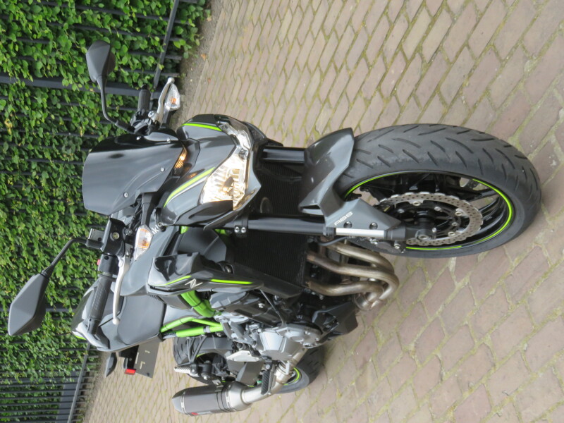 Z 900