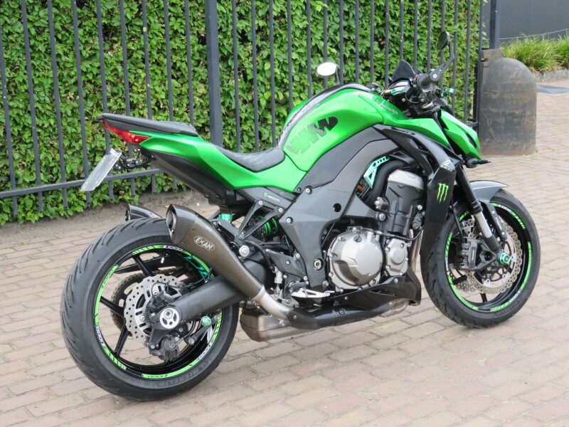 Z1000