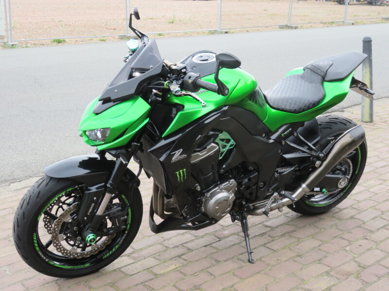 Z1000