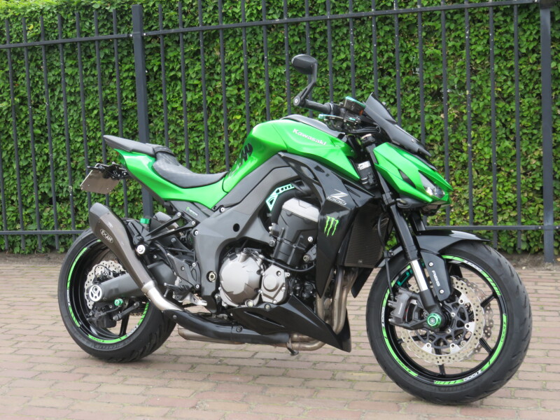 Z1000